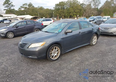 2007 Toyota Camry Le z USA, uszkodzony, nr VIN 4T1BE46K57U095566